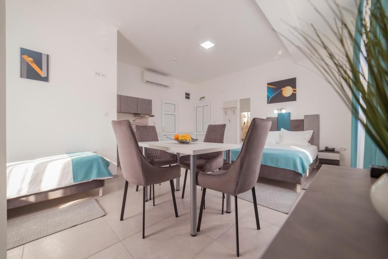 As Apartmani Пирот Экстерьер фото