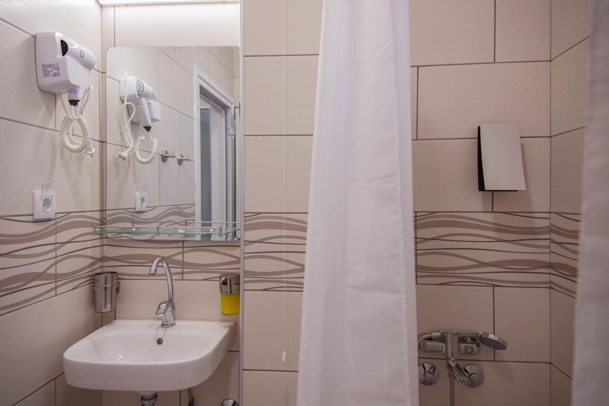 As Apartmani Пирот Экстерьер фото